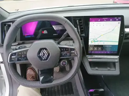 Photo 8 Renault Scenic  E-Tech electrique 220 ch grande autonomie