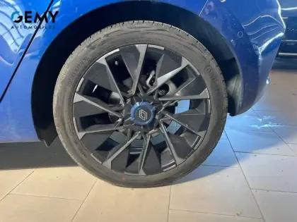 Photo 10 Renault Clio  E-Tech full hybrid 145