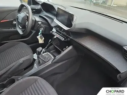 Photo 86 Peugeot 208  PureTech 75 S&S BVM5