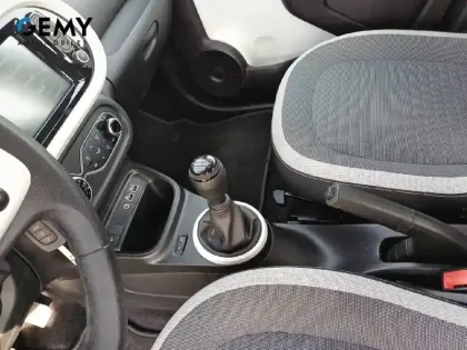 Photo 11 Renault Twingo  III SCe 65