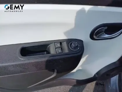 Photo 13 Renault Twingo  III SCe 65