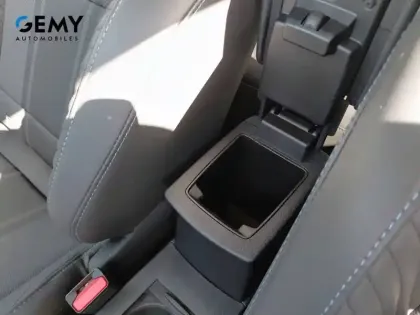 Photo 36 Renault Clio Gén. V (BJA) Ph2 esprit Alpine 5