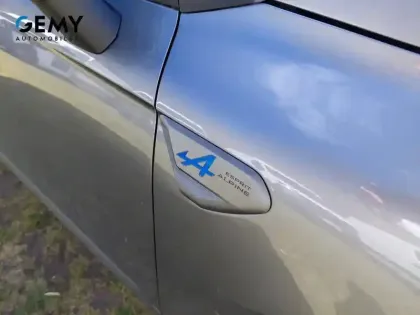 Photo 14 Renault Clio Gén. V (BJA) Ph2 esprit Alpine 5