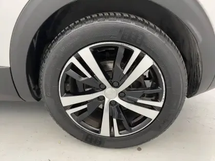 Photo 15 Peugeot 3008  Hybrid4 300 e-EAT8