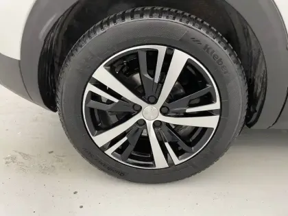 Photo 18 Peugeot 3008  Hybrid4 300 e-EAT8