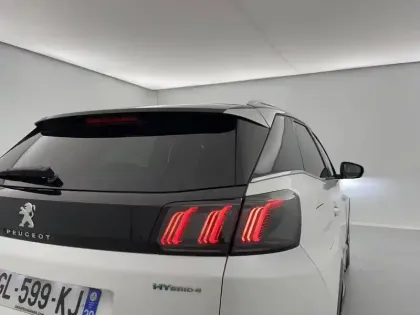 Photo 24 Peugeot 3008  Hybrid4 300 e-EAT8