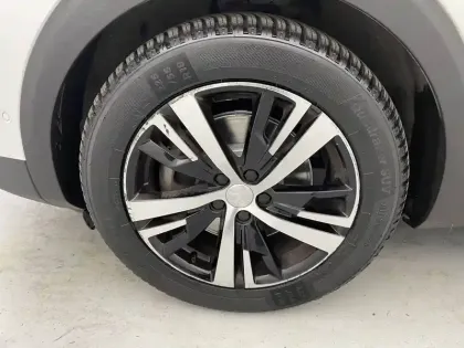 Photo 16 Peugeot 3008  Hybrid4 300 e-EAT8