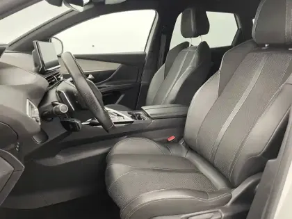 Photo 13 Peugeot 3008  Hybrid4 300 e-EAT8