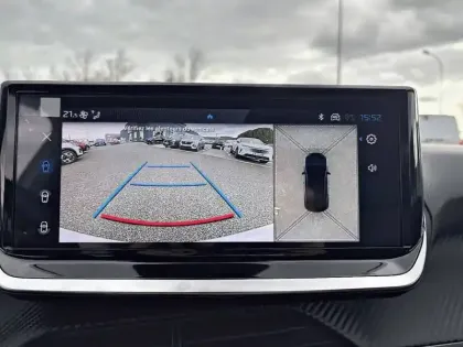 Photo 18 Peugeot 2008  Electrique 54 kWh 156 ch