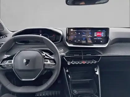 Photo 7 Peugeot 2008  Electrique 54 kWh 156 ch