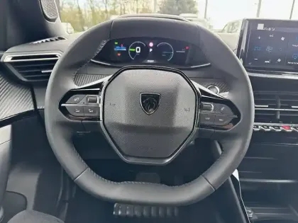 Photo 8 Peugeot 2008  Electrique 54 kWh 156 ch