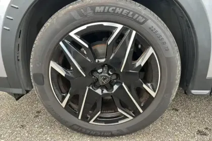 Photo 11 Peugeot 3008  Hybrid 145 e-DCS6