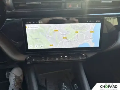 Photo 15 Alfa Romeo Junior  1.2 Ibrida 136 ch eDCT6