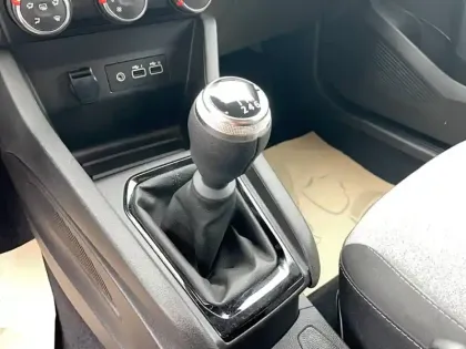 Photo 7 Renault Clio  TCe 90