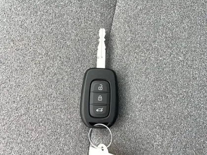 Photo 17 Renault Clio  TCe 90