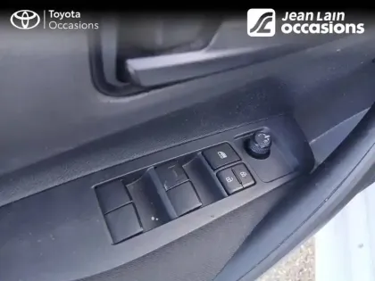 Photo 18 Toyota Corolla  Touring Sports Hybride 122h