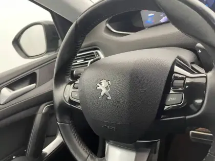 Photo 28 Peugeot 308  BlueHDi 130ch S&S EAT8