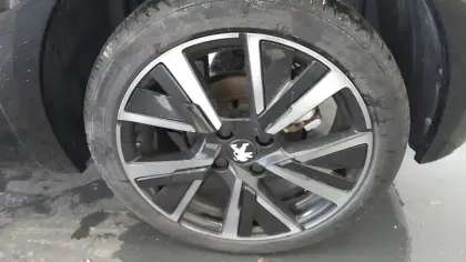 Photo 47 Peugeot 208  PureTech 130 S&S EAT8