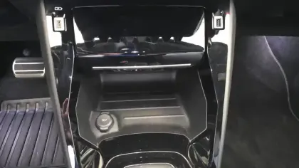 Photo 72 Peugeot 208  PureTech 130 S&S EAT8