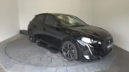 Photo 45 Peugeot 208  PureTech 130 S&S EAT8