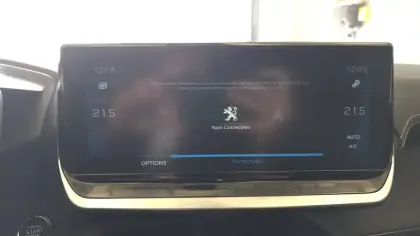 Photo 29 Peugeot 208 Gén. II Ph1 NG GT 5