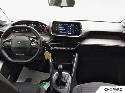 Photo 11 Peugeot 208  PureTech 100 S&S BVM6