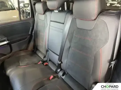 Photo 18 Mercedes GLB  200 d 8G-DCT