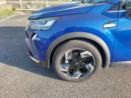 Photo 8 Renault Symbioz  E-Tech full hybrid 145