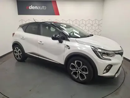 Photo 10 Renault Captur  TCe 140 - 21