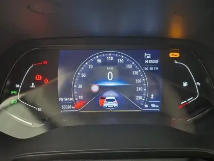 Photo 38 Renault Captur  TCe 140 - 21