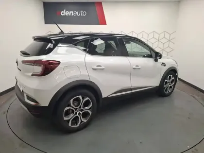 Photo 12 Renault Captur  TCe 140 - 21