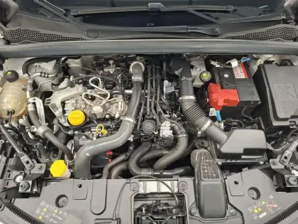 Photo 44 Renault Captur  TCe 140 - 21