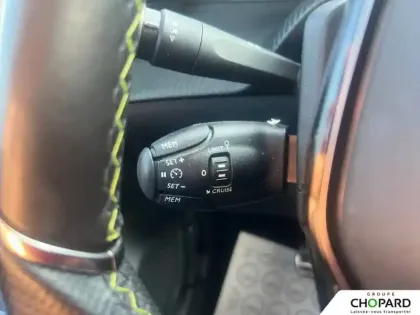 Photo 15 Peugeot 208  BlueHDi 100 S&S BVM6