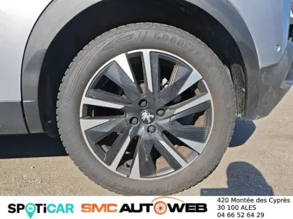 Photo 73 Peugeot 2008  BlueHDi 130 S&S EAT8