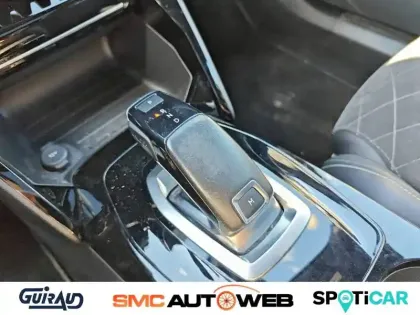 Photo 18 Peugeot 2008  BlueHDi 130 S&S EAT8