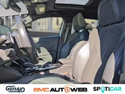 Photo 9 Peugeot 2008  BlueHDi 130 S&S EAT8