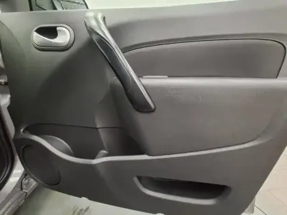 Photo 31 Renault Kangoo  Blue dCi 115