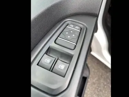 Photo 8 Renault Trafic  FGN L1H1 3000 KG BLUE DCI 130