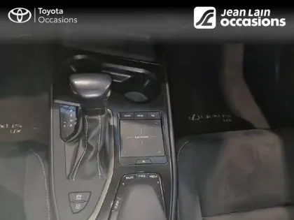 Photo 12 Lexus UX  250h 2WD