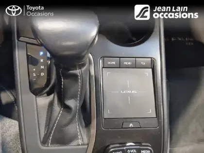 Photo 18 Lexus UX  250h 2WD