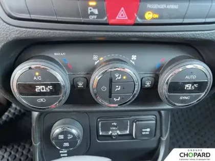 Photo 47 Jeep Renegade  2.0 I MultiJet S&S 170 ch Active Drive BVA9