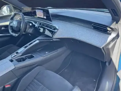 Photo 17 Peugeot 5008  Hybrid 136 e-DCS6