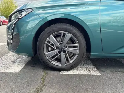 Photo 12 Peugeot 308  SW BlueHDi 130ch S&S EAT8