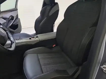 Photo 10 Peugeot 3008  Hybrid 145 e-DCS6