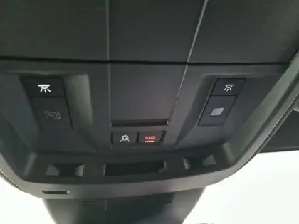 Photo 26 Peugeot 3008  Hybrid 145 e-DCS6