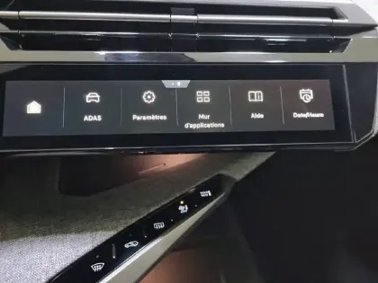 Photo 24 Peugeot 3008  Hybrid 145 e-DCS6