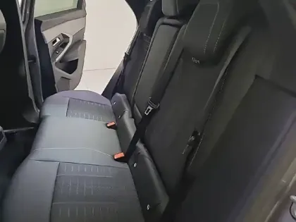 Photo 11 Peugeot 3008  Hybrid 145 e-DCS6