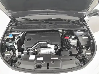 Photo 21 Peugeot 308  Hybrid 145 e-DCS6