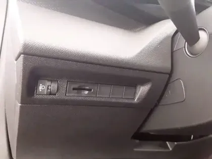 Photo 19 Peugeot 308  Hybrid 145 e-DCS6