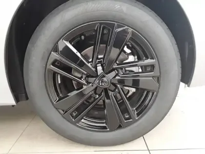 Photo 35 Peugeot 308  Hybrid 145 e-DCS6